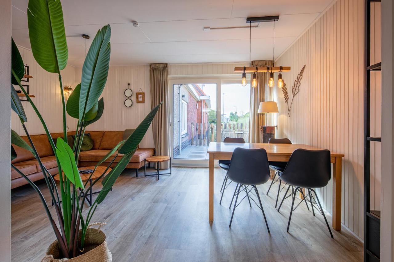 De Leeuwerik Villa De Koog  Bagian luar foto