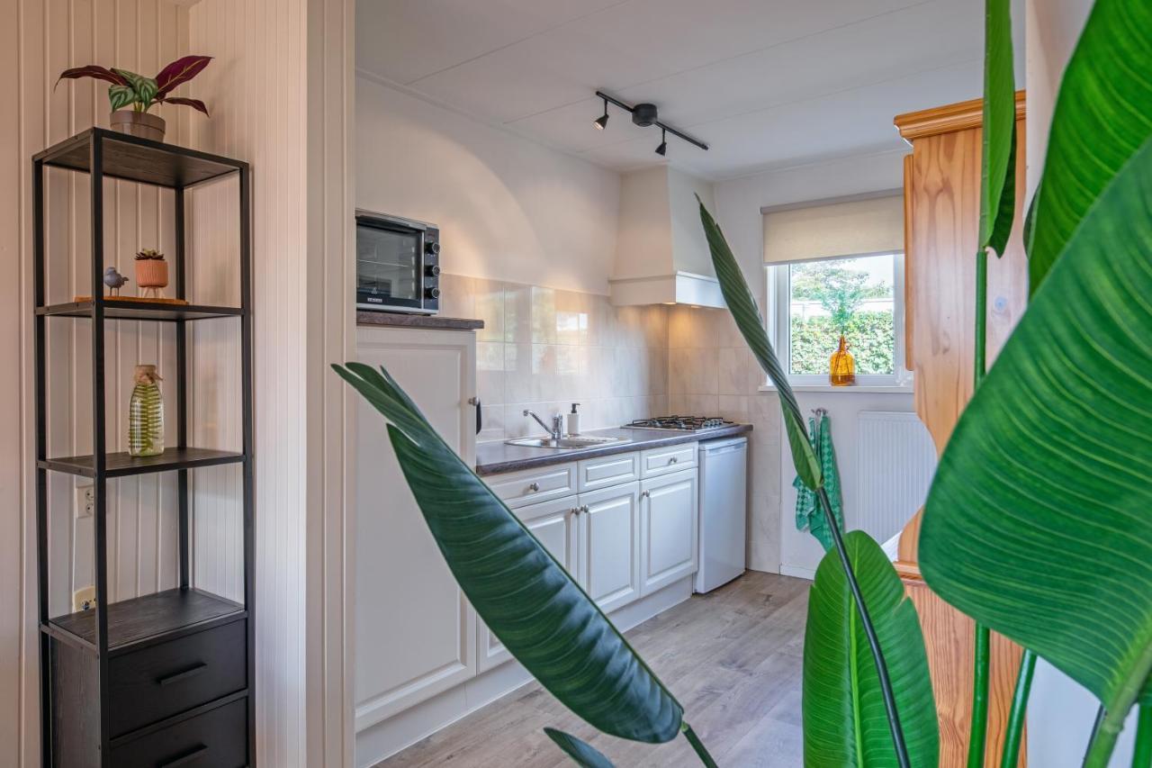 De Leeuwerik Villa De Koog  Bagian luar foto